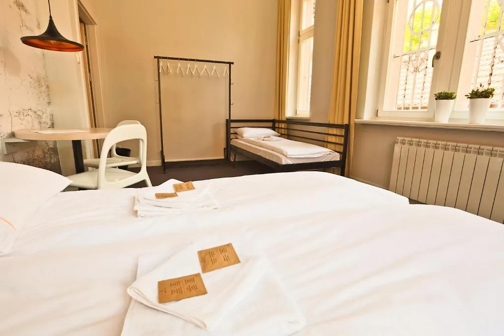 Sleep In Hostel & Apartments Stary Rynek Poznan 3*,